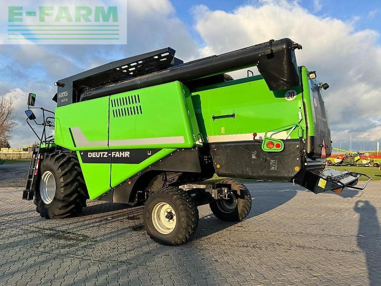 Deutz-Fahr 6095 - Θεριζοαλωνιστική μηχανή: φωτογραφία 5 Deutz-Fahr 6095 - Θεριζοαλωνιστική μηχανή: φωτογραφία 5