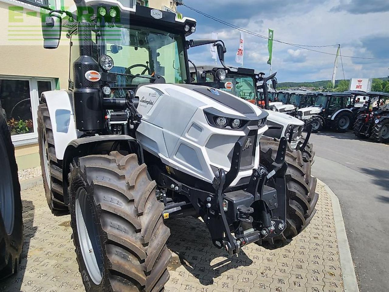 Deutz-Fahr 6125 - Τρακτέρ: φωτογραφία 3 Deutz-Fahr 6125 - Τρακτέρ: φωτογραφία 3