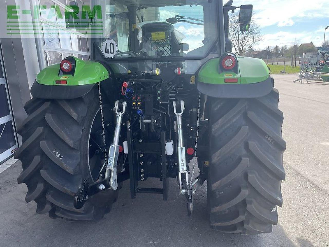 Deutz-Fahr 6125c powershift PowerShift - Τρακτέρ: φωτογραφία 4 Deutz-Fahr 6125c powershift PowerShift - Τρακτέρ: φωτογραφία 4