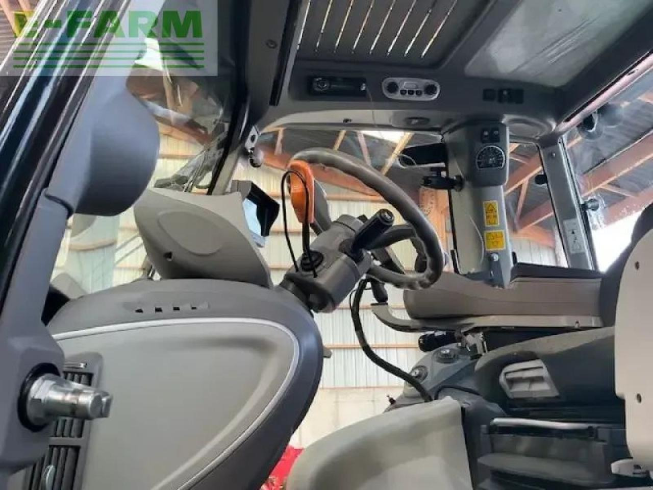 Deutz-Fahr agrot.6165rcs - Τρακτέρ: φωτογραφία 5 Deutz-Fahr agrot.6165rcs - Τρακτέρ: φωτογραφία 5