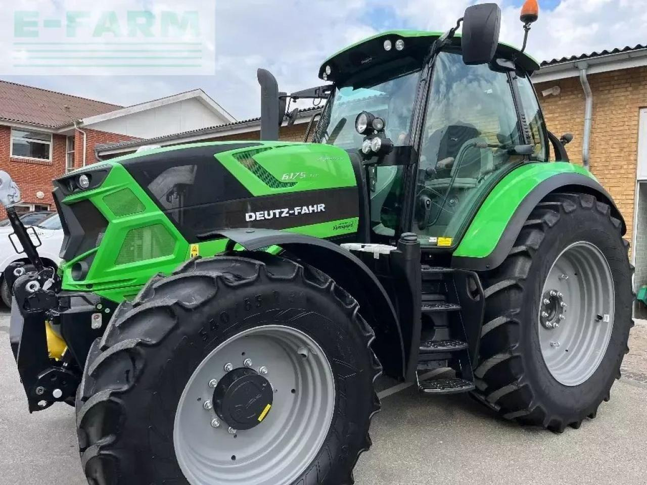 Deutz-Fahr agrotron 6175 ttv TTV - Τρακτέρ: φωτογραφία 1 Deutz-Fahr agrotron 6175 ttv TTV - Τρακτέρ: φωτογραφία 1