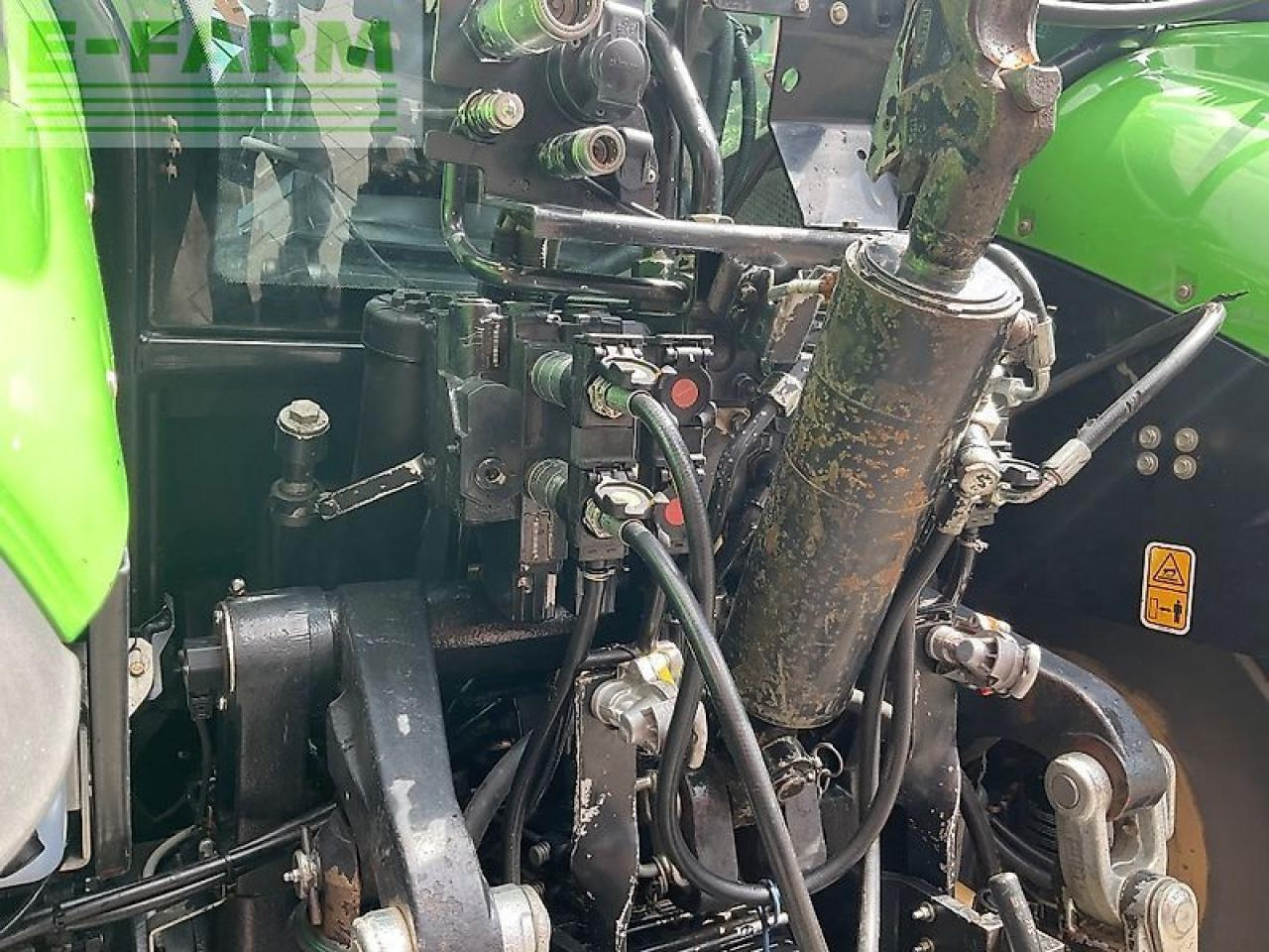 Τρακτέρ Deutz-Fahr agrotron 6190 ttv TTV: φωτογραφία 6 Τρακτέρ Deutz-Fahr agrotron 6190 ttv TTV: φωτογραφία 6