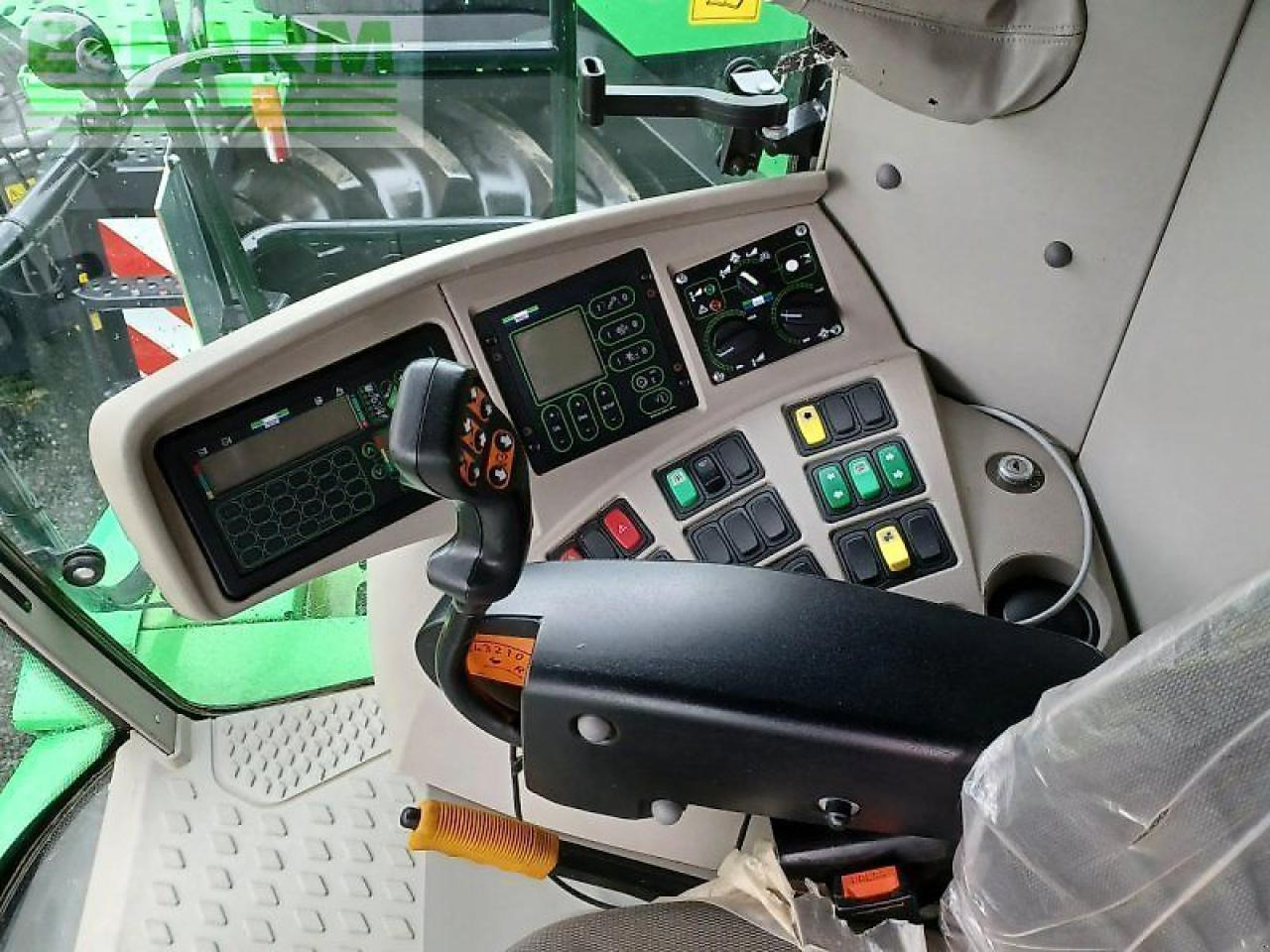 Θεριζοαλωνιστική μηχανή Deutz-Fahr c7206 ts: φωτογραφία 9