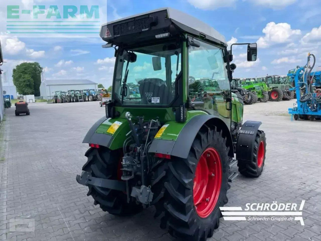 Fendt 209 f vario gen3 power - Τρακτέρ: φωτογραφία 3 Fendt 209 f vario gen3 power - Τρακτέρ: φωτογραφία 3