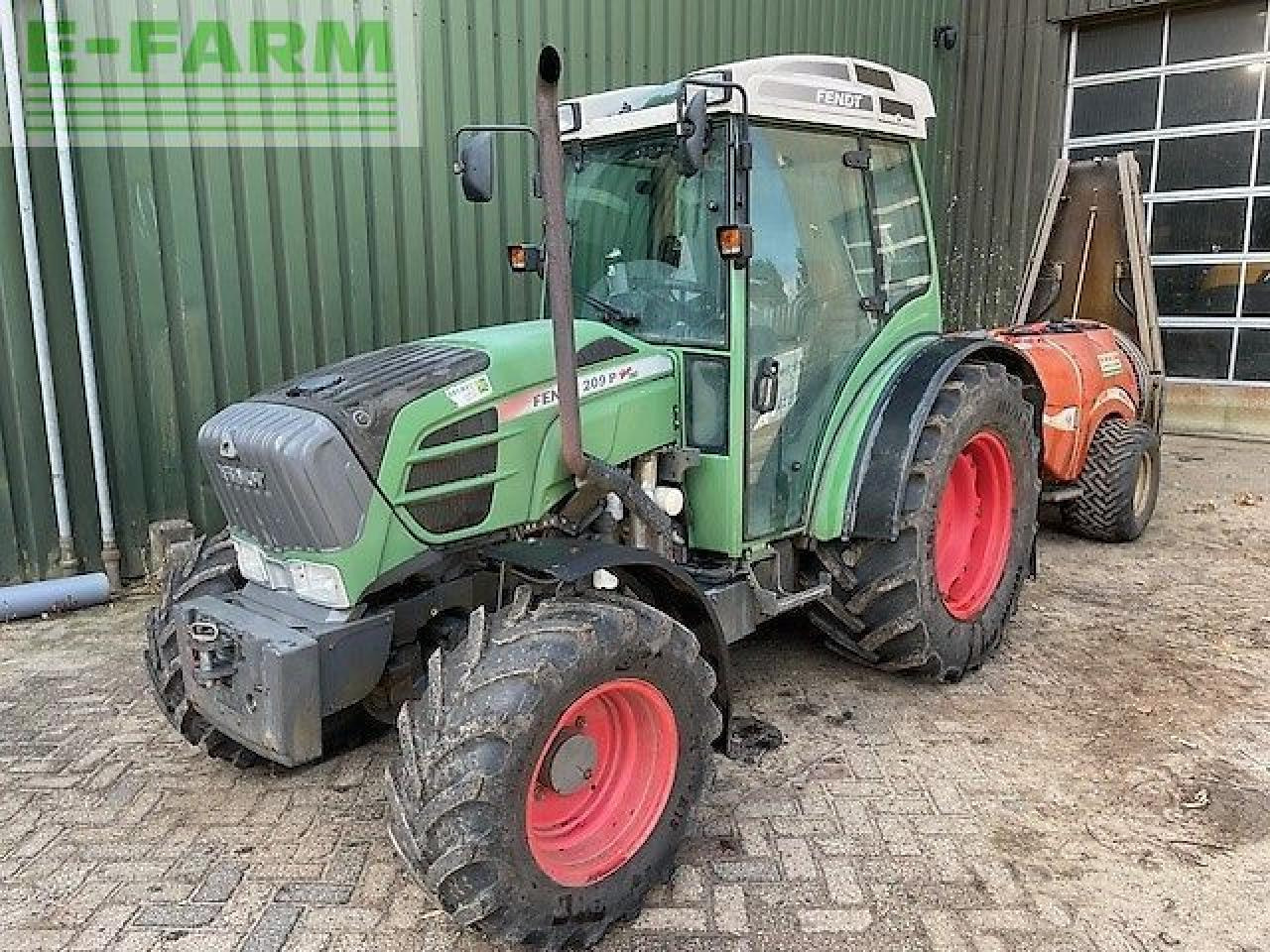 Fendt 209p vario P - Τρακτέρ: φωτογραφία 1 Fendt 209p vario P - Τρακτέρ: φωτογραφία 1