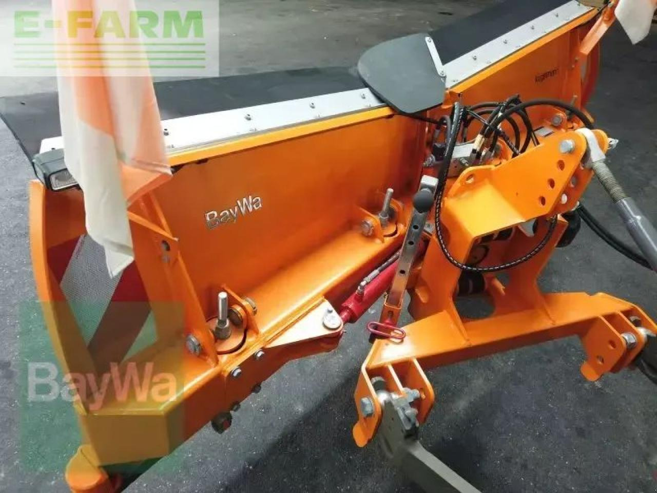 Τρακτέρ Fendt 211 s vario gen3 profi: φωτογραφία 19 Τρακτέρ Fendt 211 s vario gen3 profi: φωτογραφία 19