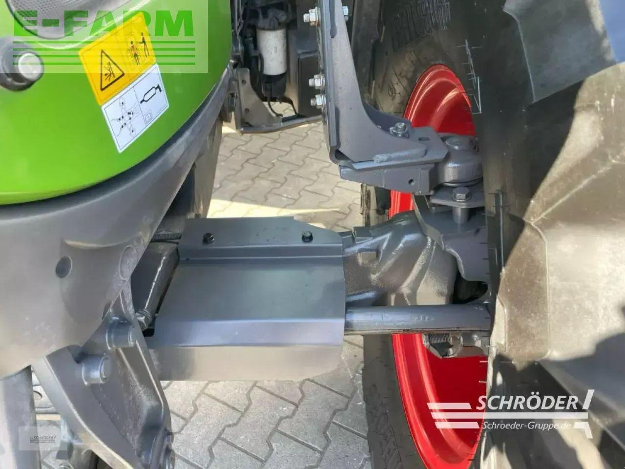 Fendt 718 vario gen6 profi plus ProfiPlus - Τρακτέρ: φωτογραφία 2 Fendt 718 vario gen6 profi plus ProfiPlus - Τρακτέρ: φωτογραφία 2