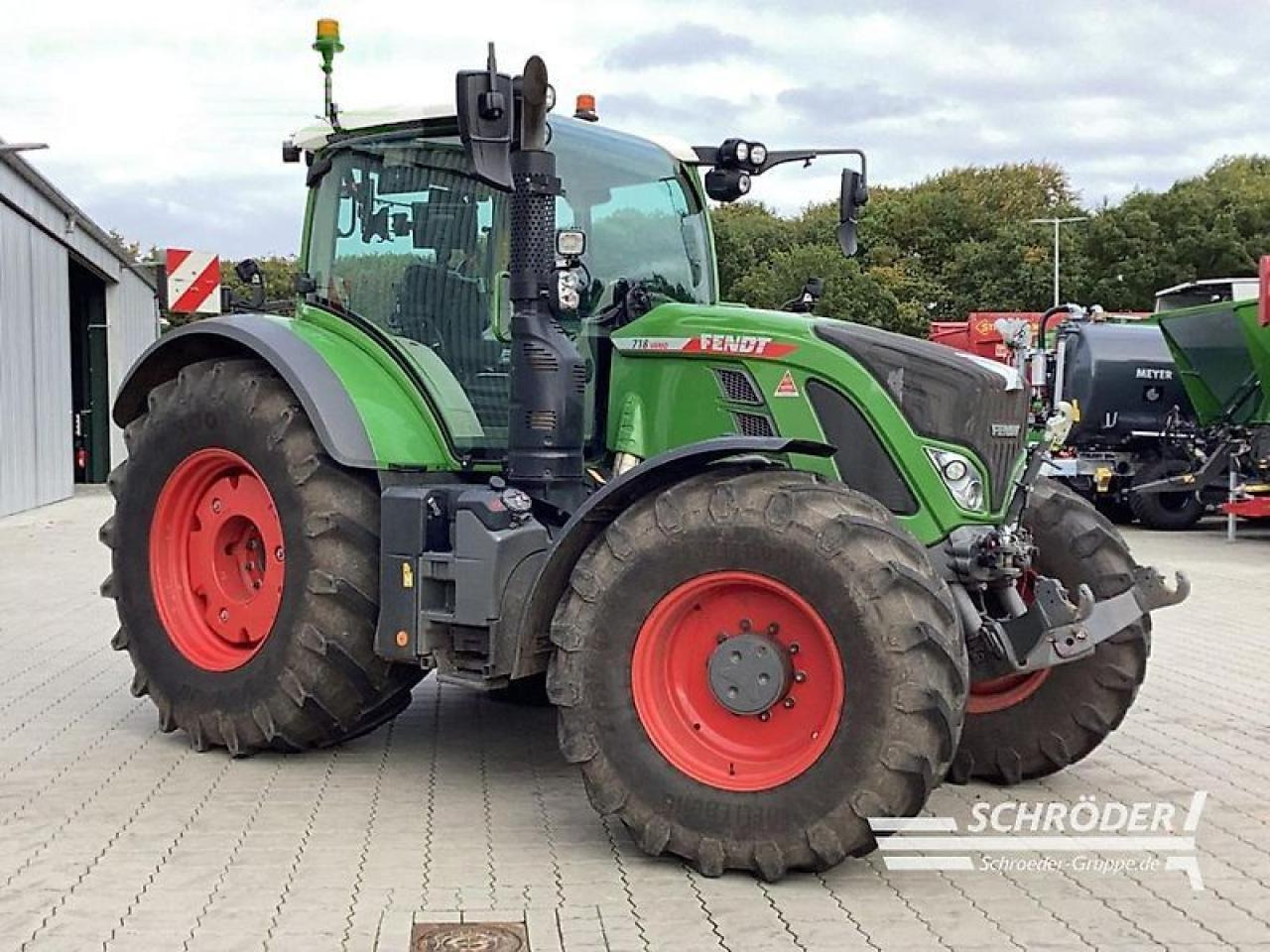 Fendt 718 vario gen6 profi plus ProfiPlus - Τρακτέρ: φωτογραφία 3 Fendt 718 vario gen6 profi plus ProfiPlus - Τρακτέρ: φωτογραφία 3