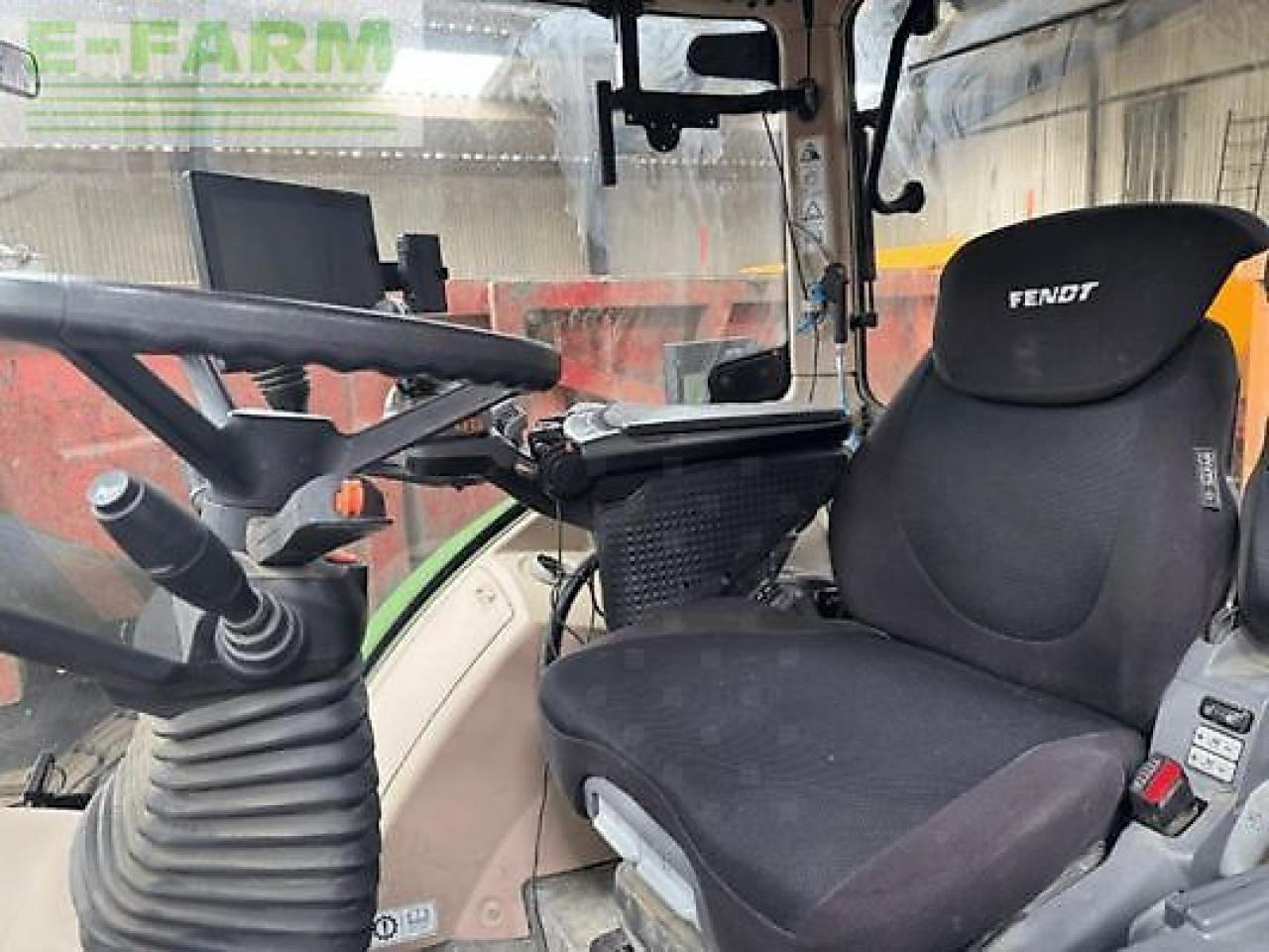 Fendt 720 profi plus - Τρακτέρ: φωτογραφία 5 Fendt 720 profi plus - Τρακτέρ: φωτογραφία 5