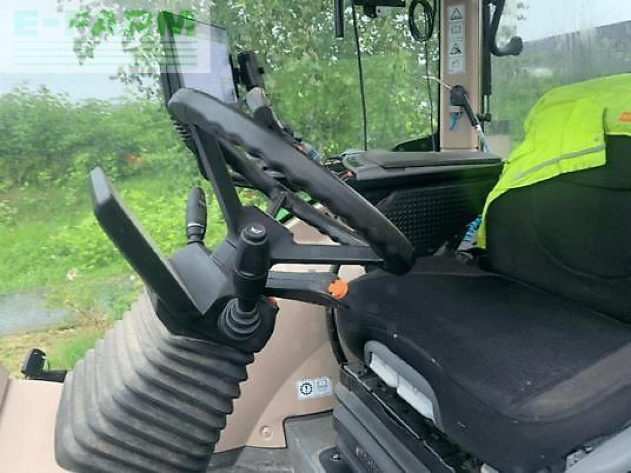 Fendt 724 profi plus - Τρακτέρ: φωτογραφία 5 Fendt 724 profi plus - Τρακτέρ: φωτογραφία 5