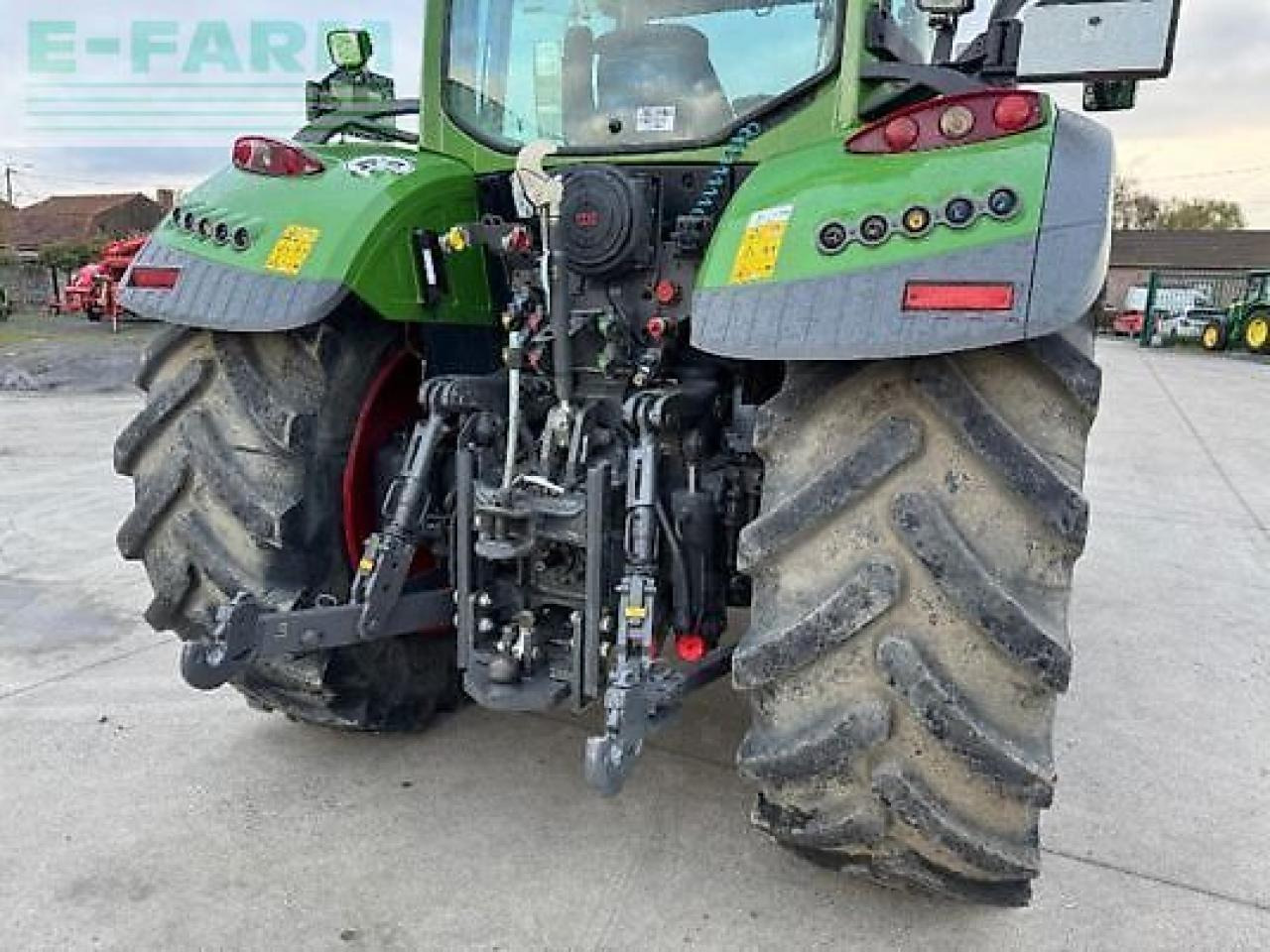 Fendt 724 profi plus - Τρακτέρ: φωτογραφία 5 Fendt 724 profi plus - Τρακτέρ: φωτογραφία 5