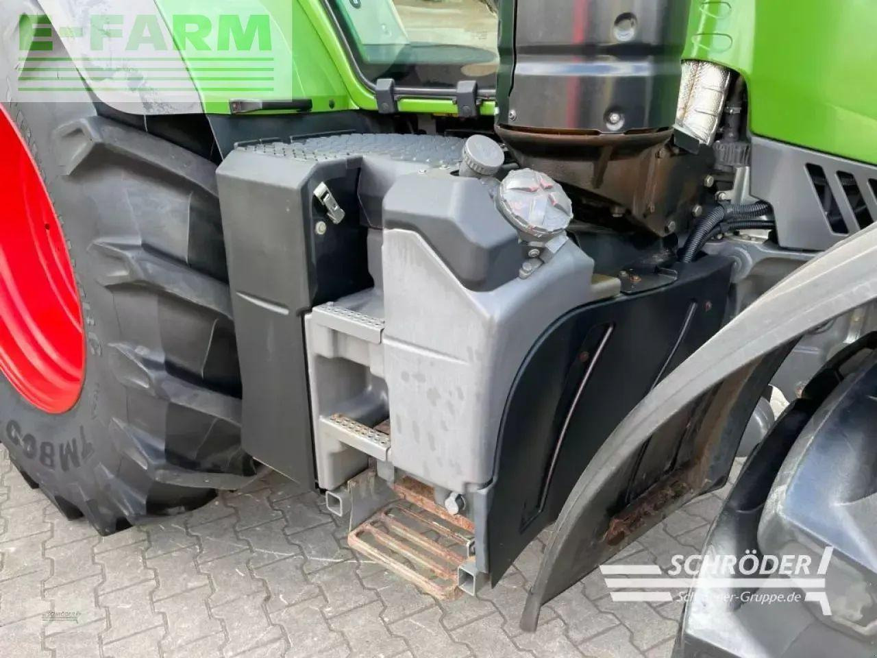Fendt 724 s4 profi plus - Τρακτέρ: φωτογραφία 4 Fendt 724 s4 profi plus - Τρακτέρ: φωτογραφία 4