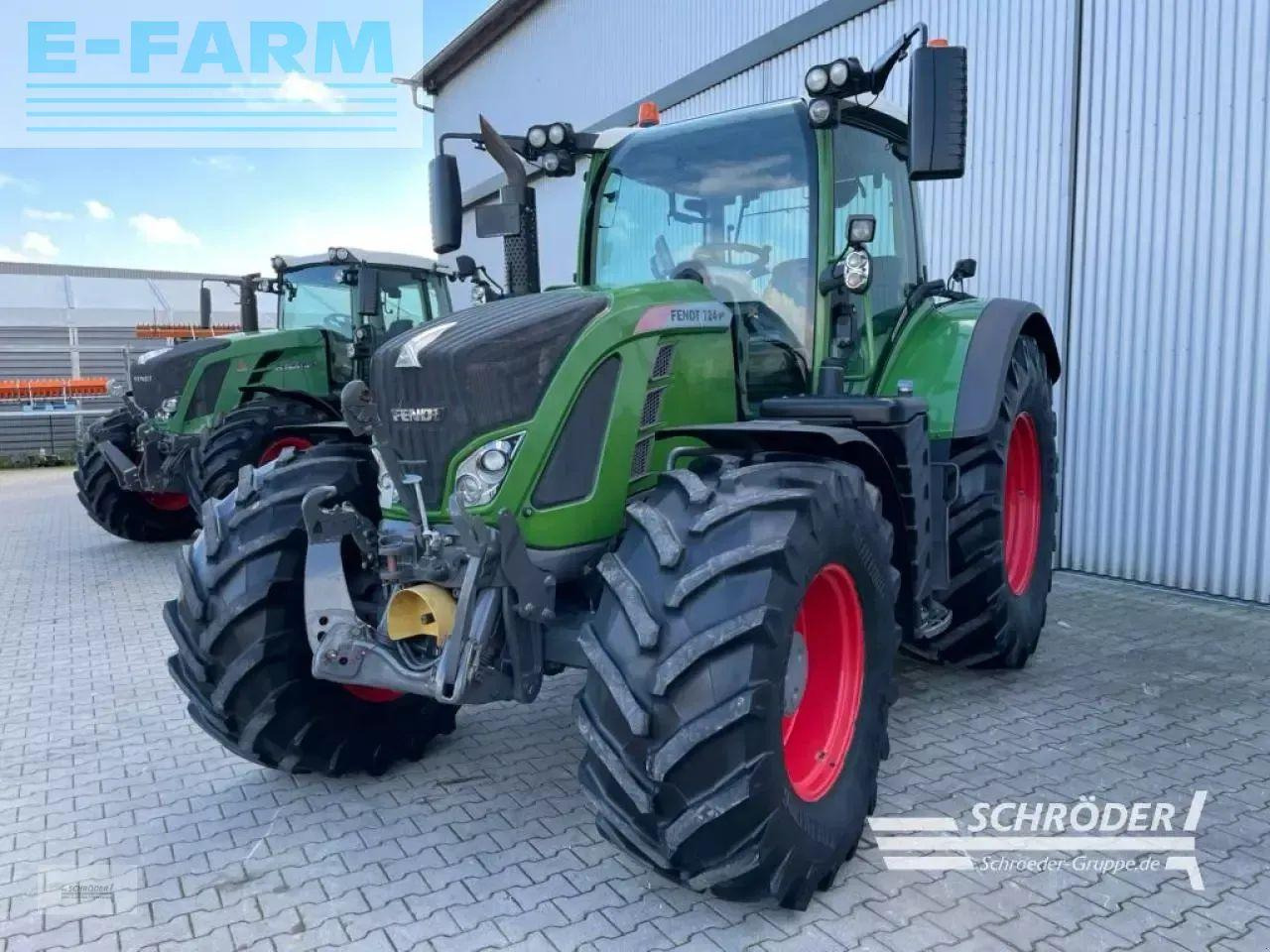 Fendt 724 s4 profi plus - Τρακτέρ: φωτογραφία 5 Fendt 724 s4 profi plus - Τρακτέρ: φωτογραφία 5