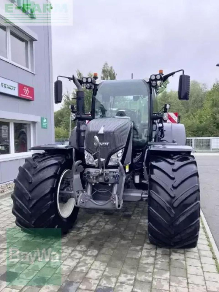 Fendt 724 vario gen6 profi plus - Τρακτέρ: φωτογραφία 3 Fendt 724 vario gen6 profi plus - Τρακτέρ: φωτογραφία 3