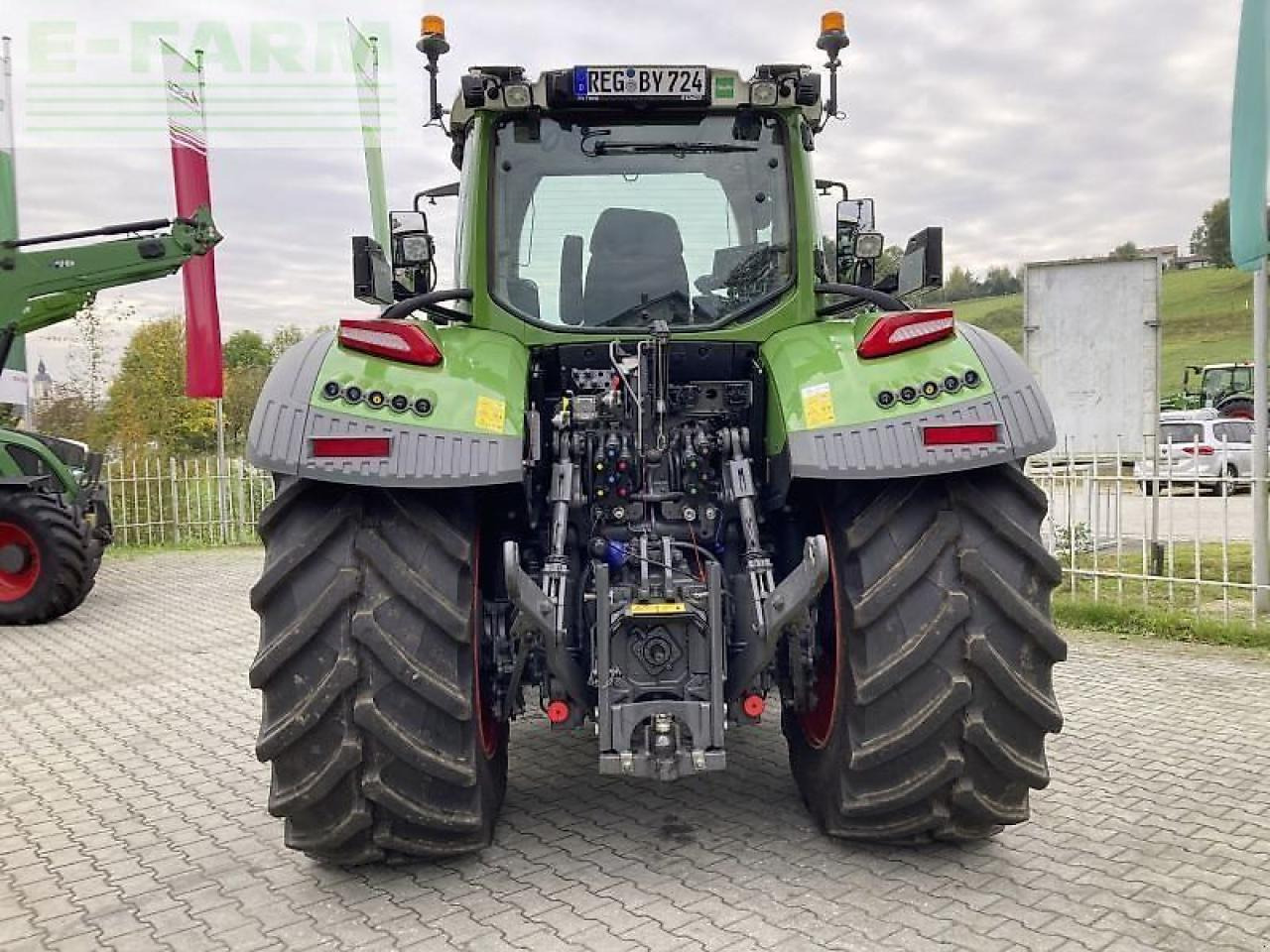 Fendt 724 vario gen7 profi Profi - Τρακτέρ: φωτογραφία 4 Fendt 724 vario gen7 profi Profi - Τρακτέρ: φωτογραφία 4