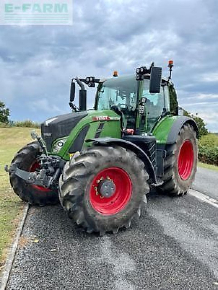 Fendt 724 vario profi plus ProfiPlus - Τρακτέρ: φωτογραφία 1 Fendt 724 vario profi plus ProfiPlus - Τρακτέρ: φωτογραφία 1