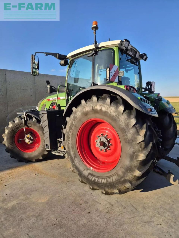 Fendt 724 vario profi+ - Τρακτέρ: φωτογραφία 4 Fendt 724 vario profi+ - Τρακτέρ: φωτογραφία 4