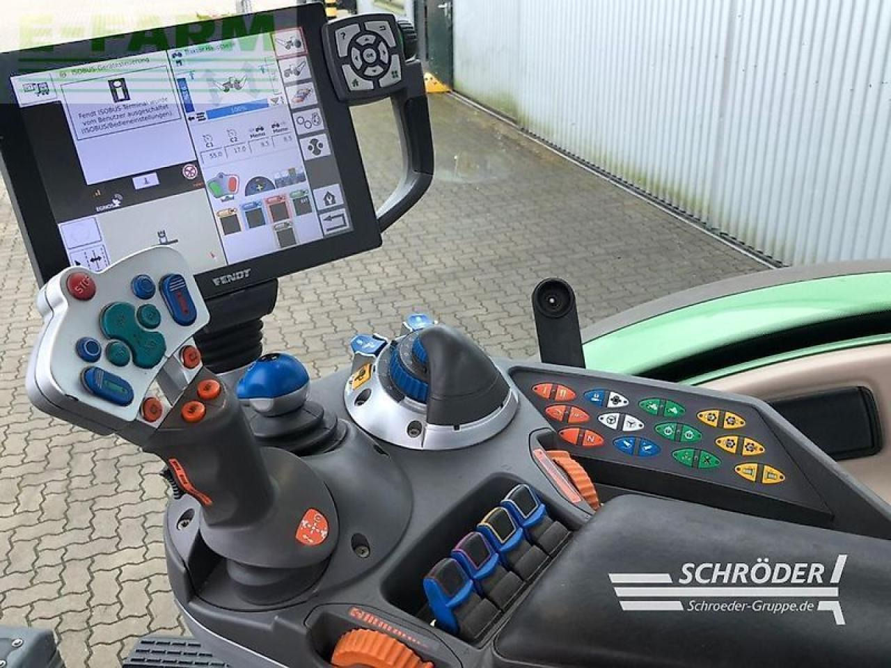 Fendt 724 vario s4 profi plus - Τρακτέρ: φωτογραφία 3 Fendt 724 vario s4 profi plus - Τρακτέρ: φωτογραφία 3