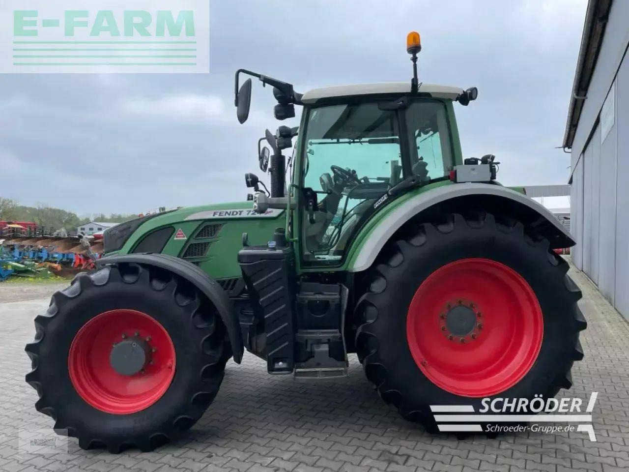 Fendt 724 vario scr profi Profi - Τρακτέρ: φωτογραφία 4 Fendt 724 vario scr profi Profi - Τρακτέρ: φωτογραφία 4