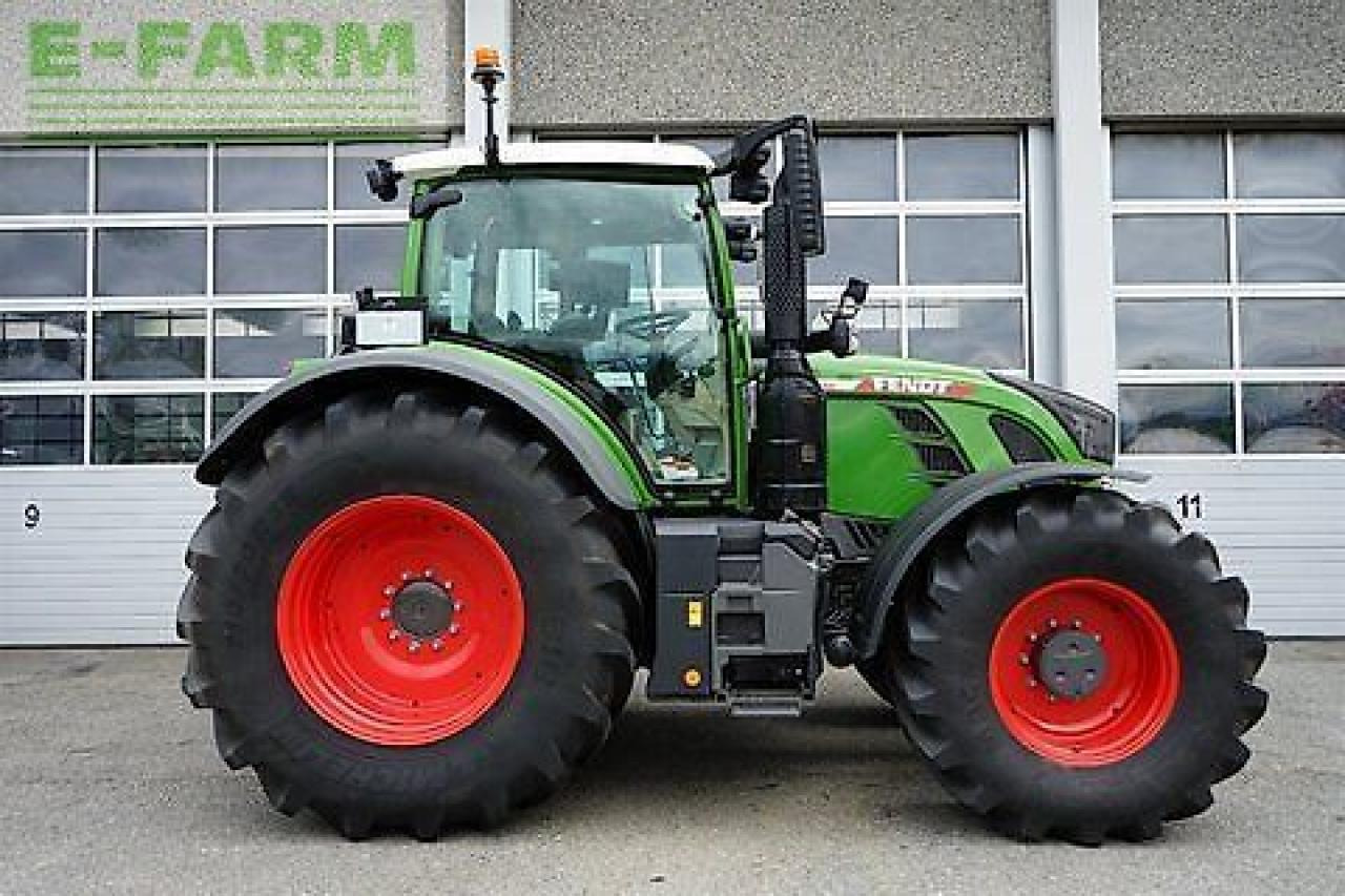 Fendt 724 vario - Τρακτέρ: φωτογραφία 3 Fendt 724 vario - Τρακτέρ: φωτογραφία 3