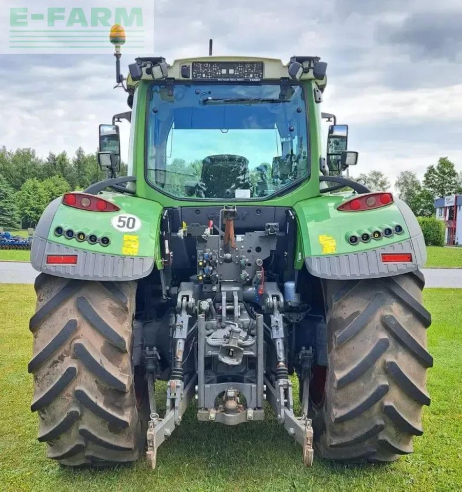 Fendt 724 vario - Τρακτέρ: φωτογραφία 4 Fendt 724 vario - Τρακτέρ: φωτογραφία 4