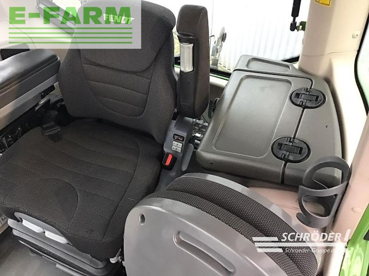 Τρακτέρ Fendt 824 s4 profi plus: φωτογραφία 9 Τρακτέρ Fendt 824 s4 profi plus: φωτογραφία 9