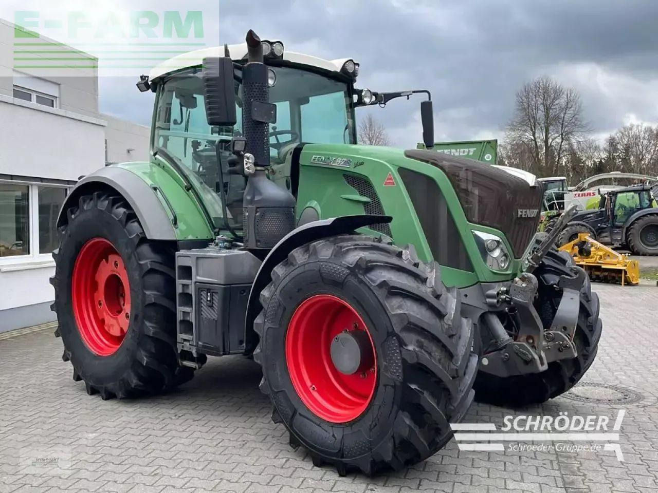 Fendt 828 vario s4 profi Profi - Τρακτέρ: φωτογραφία 2 Fendt 828 vario s4 profi Profi - Τρακτέρ: φωτογραφία 2