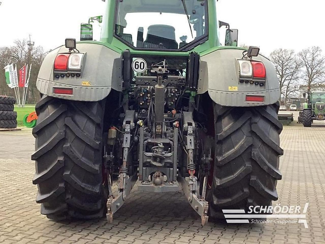 Fendt 828 vario s4 profi Profi - Τρακτέρ: φωτογραφία 4 Fendt 828 vario s4 profi Profi - Τρακτέρ: φωτογραφία 4