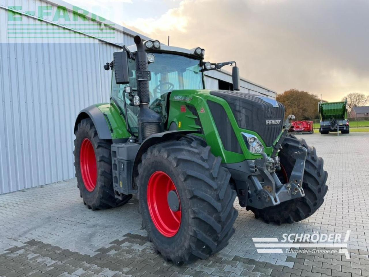 Fendt 828 vario s4 profi plus ProfiPlus - Τρακτέρ: φωτογραφία 1 Fendt 828 vario s4 profi plus ProfiPlus - Τρακτέρ: φωτογραφία 1