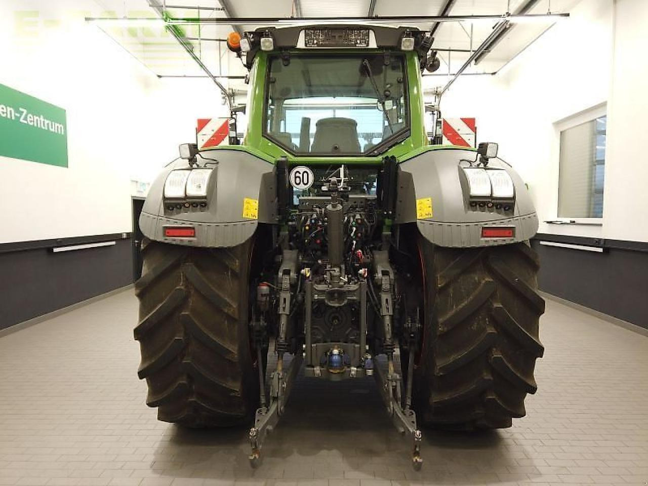 Fendt 828 vario s4 profi plus ProfiPlus - Τρακτέρ: φωτογραφία 5 Fendt 828 vario s4 profi plus ProfiPlus - Τρακτέρ: φωτογραφία 5