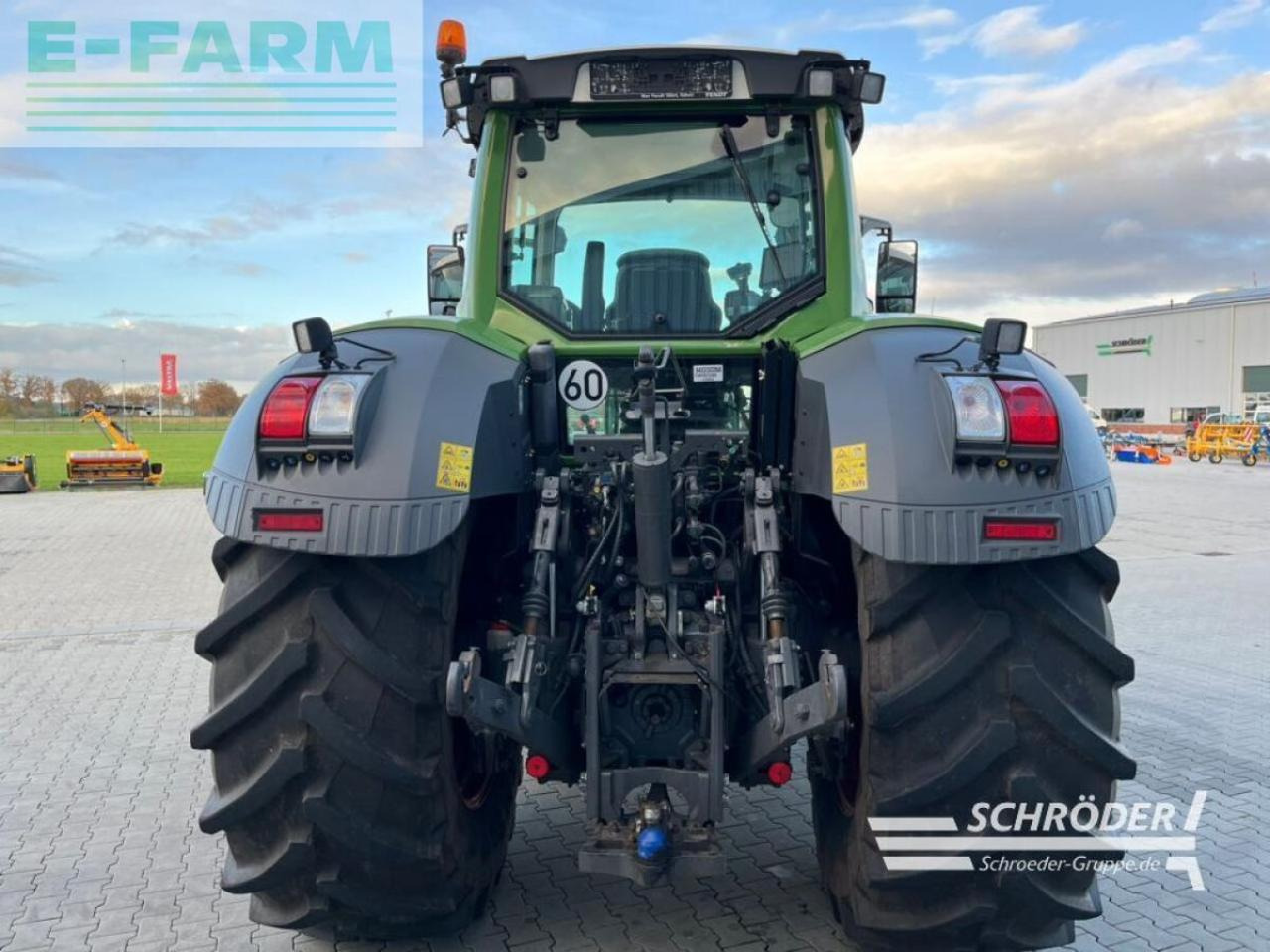 Fendt 828 vario s4 profi plus ProfiPlus - Τρακτέρ: φωτογραφία 3 Fendt 828 vario s4 profi plus ProfiPlus - Τρακτέρ: φωτογραφία 3