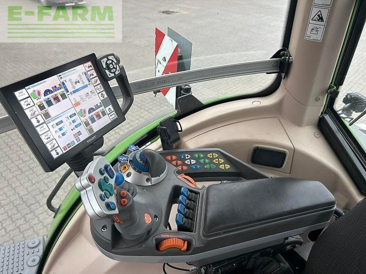 Τρακτέρ Fendt 828 vario s4: φωτογραφία 9