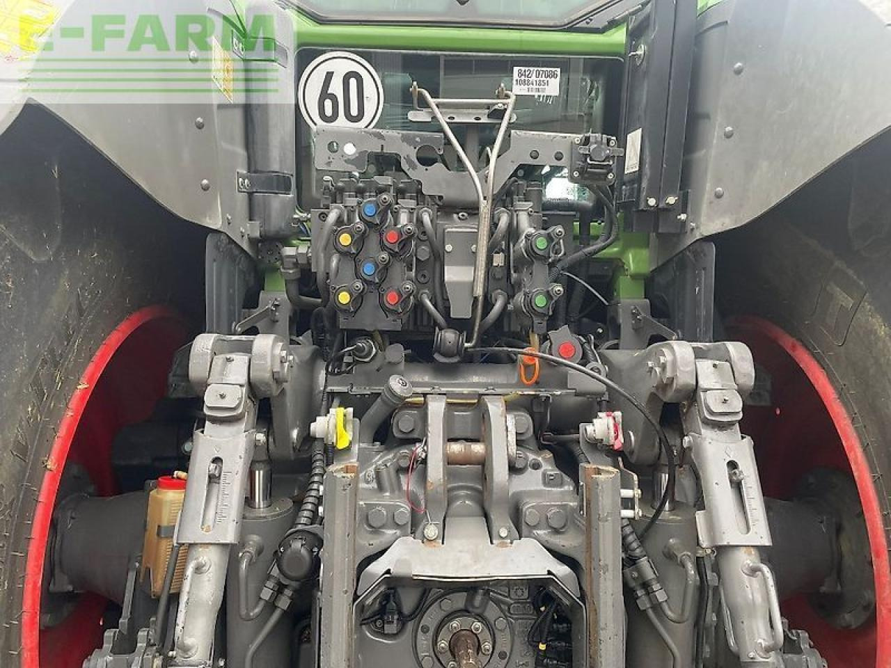 Fendt 828 vario - Τρακτέρ: φωτογραφία 5 Fendt 828 vario - Τρακτέρ: φωτογραφία 5