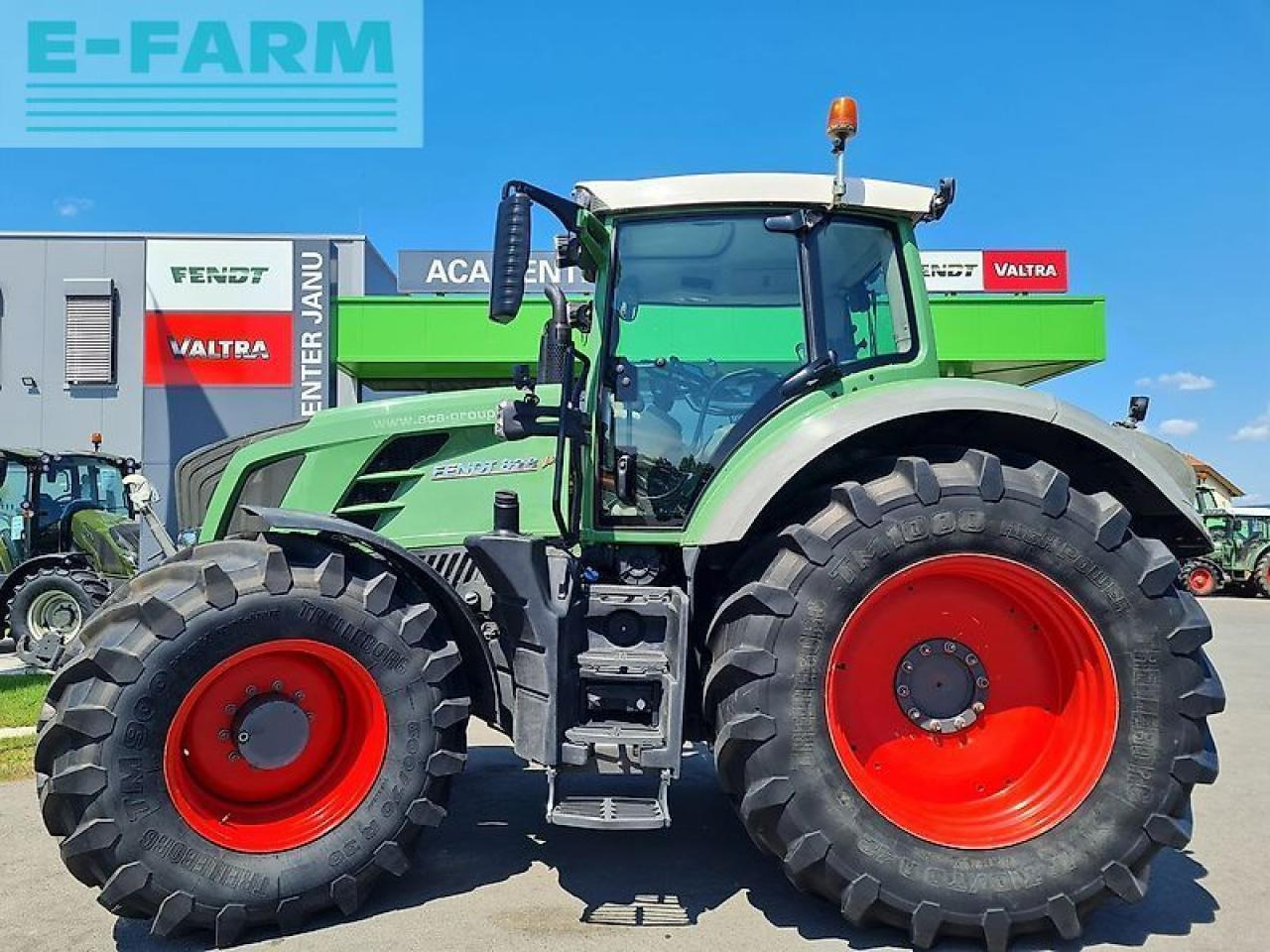 Fendt 828 vario - Τρακτέρ: φωτογραφία 3 Fendt 828 vario - Τρακτέρ: φωτογραφία 3