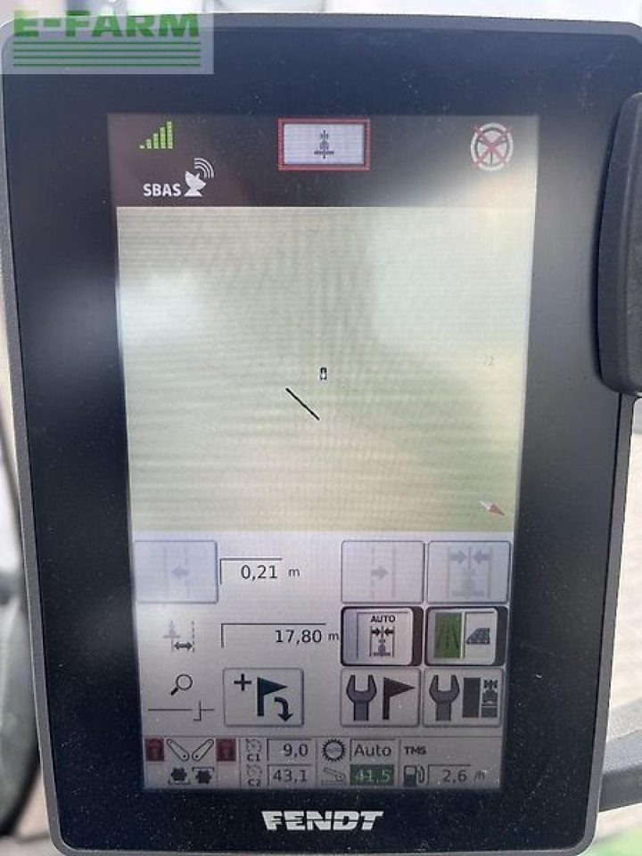 Fendt 828 - Τρακτέρ: φωτογραφία 1 Fendt 828 - Τρακτέρ: φωτογραφία 1