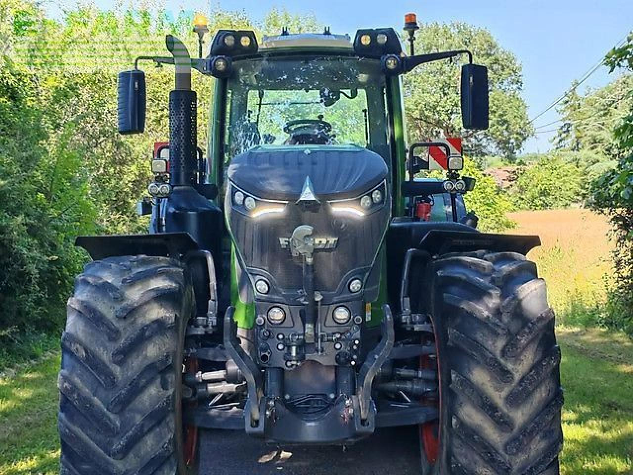 Fendt 933 gen6 profi plus 1900h ( 930 936 939 942 ) - Τρακτέρ: φωτογραφία 4 Fendt 933 gen6 profi plus 1900h ( 930 936 939 942 ) - Τρακτέρ: φωτογραφία 4
