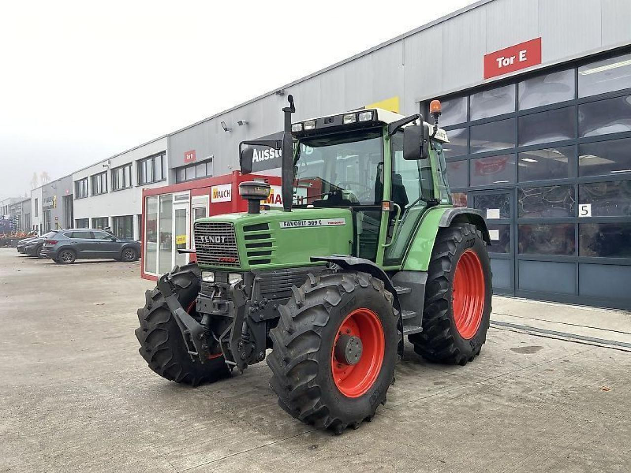 Fendt favorit 509 c - Τρακτέρ: φωτογραφία 1 Fendt favorit 509 c - Τρακτέρ: φωτογραφία 1
