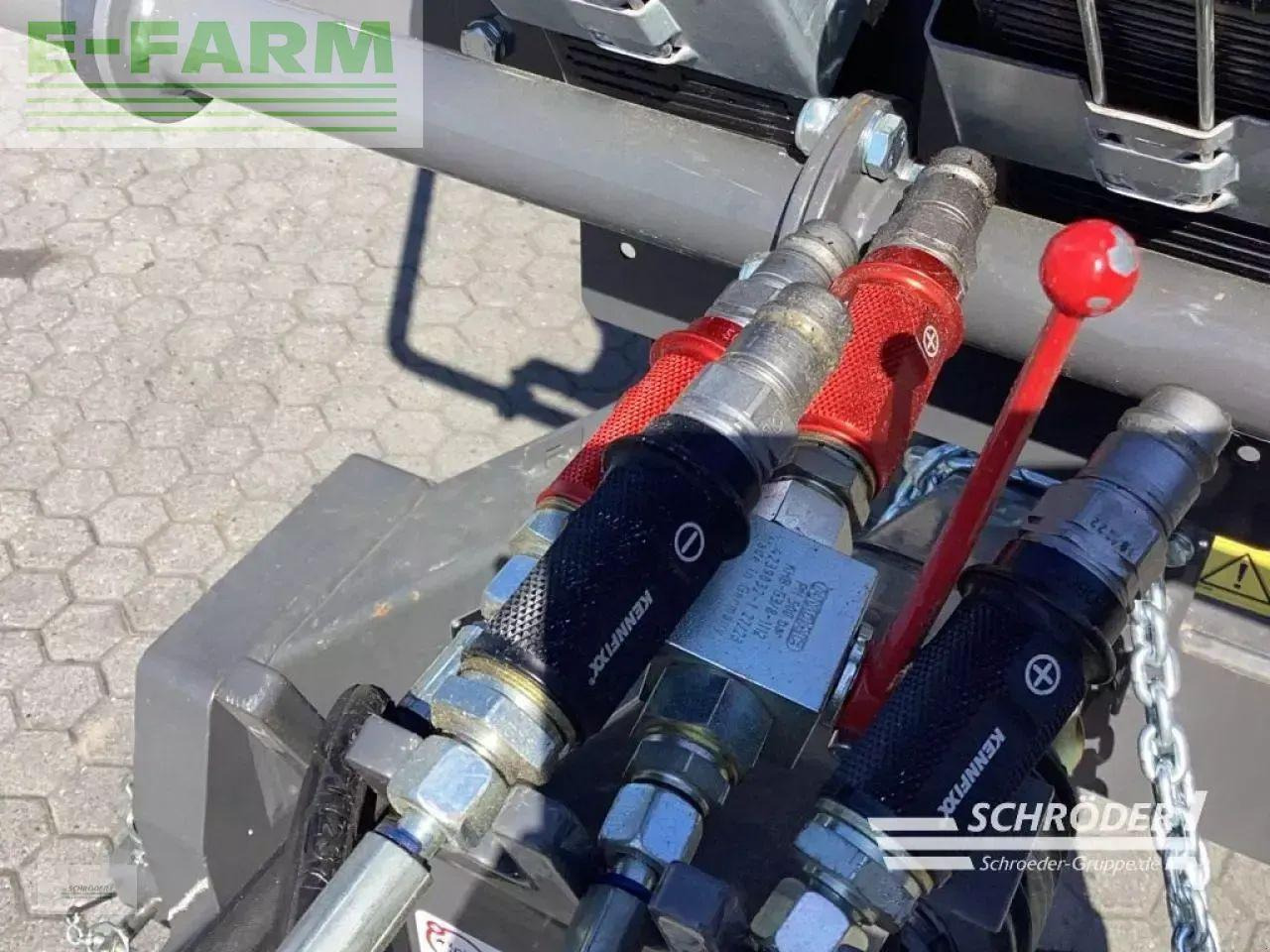 Fendt lotus 1250 t - Χορτοσυλλέκτης: φωτογραφία 4 Fendt lotus 1250 t - Χορτοσυλλέκτης: φωτογραφία 4