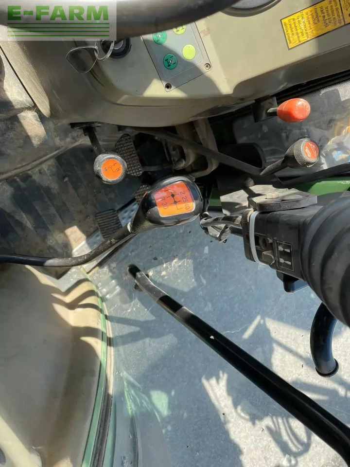 Fendt tracteur agricole 208 s fendt S - Τρακτέρ: φωτογραφία 2 Fendt tracteur agricole 208 s fendt S - Τρακτέρ: φωτογραφία 2