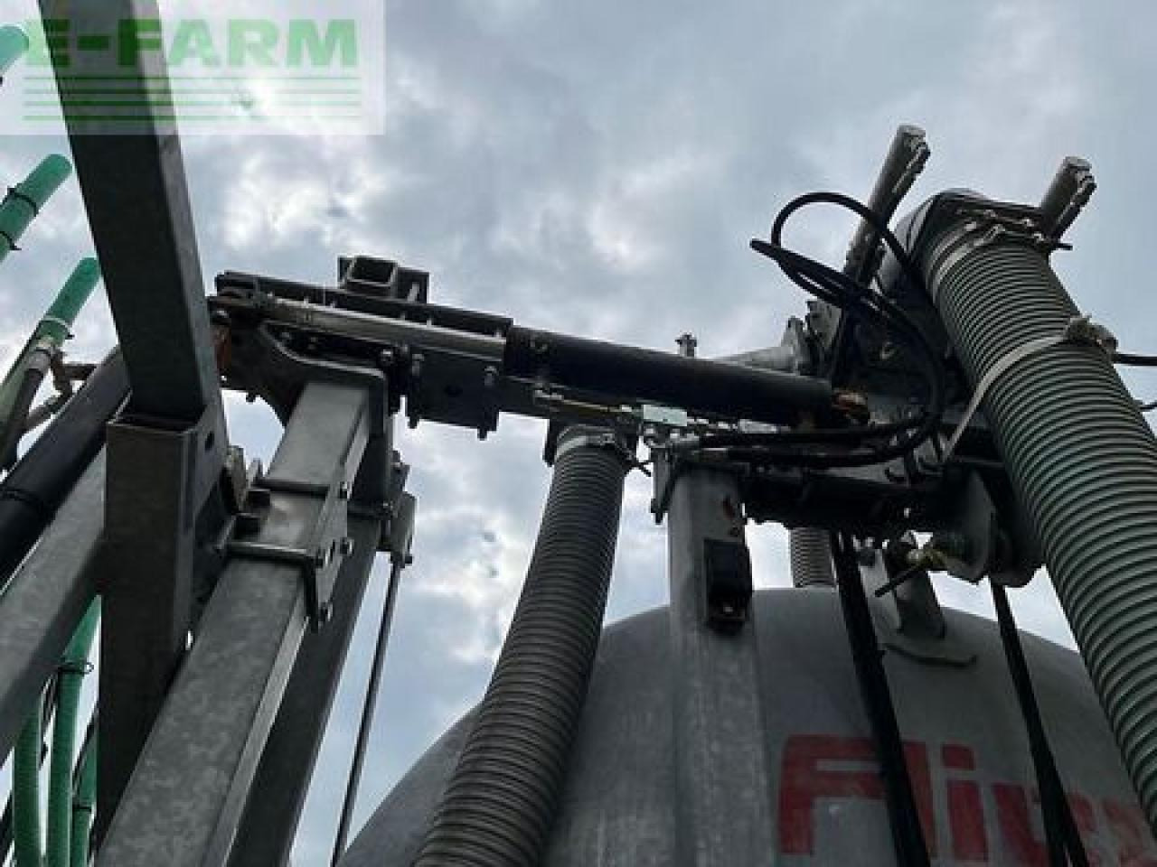 Fliegl pfw 18000 - Κοπροδιανομέας υγρής κοπριάς: φωτογραφία 5 Fliegl pfw 18000 - Κοπροδιανομέας υγρής κοπριάς: φωτογραφία 5