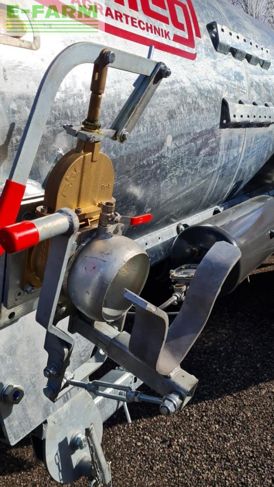 Fliegl vfm 10600 tandem - Κοπροδιανομέας υγρής κοπριάς: φωτογραφία 5 Fliegl vfm 10600 tandem - Κοπροδιανομέας υγρής κοπριάς: φωτογραφία 5