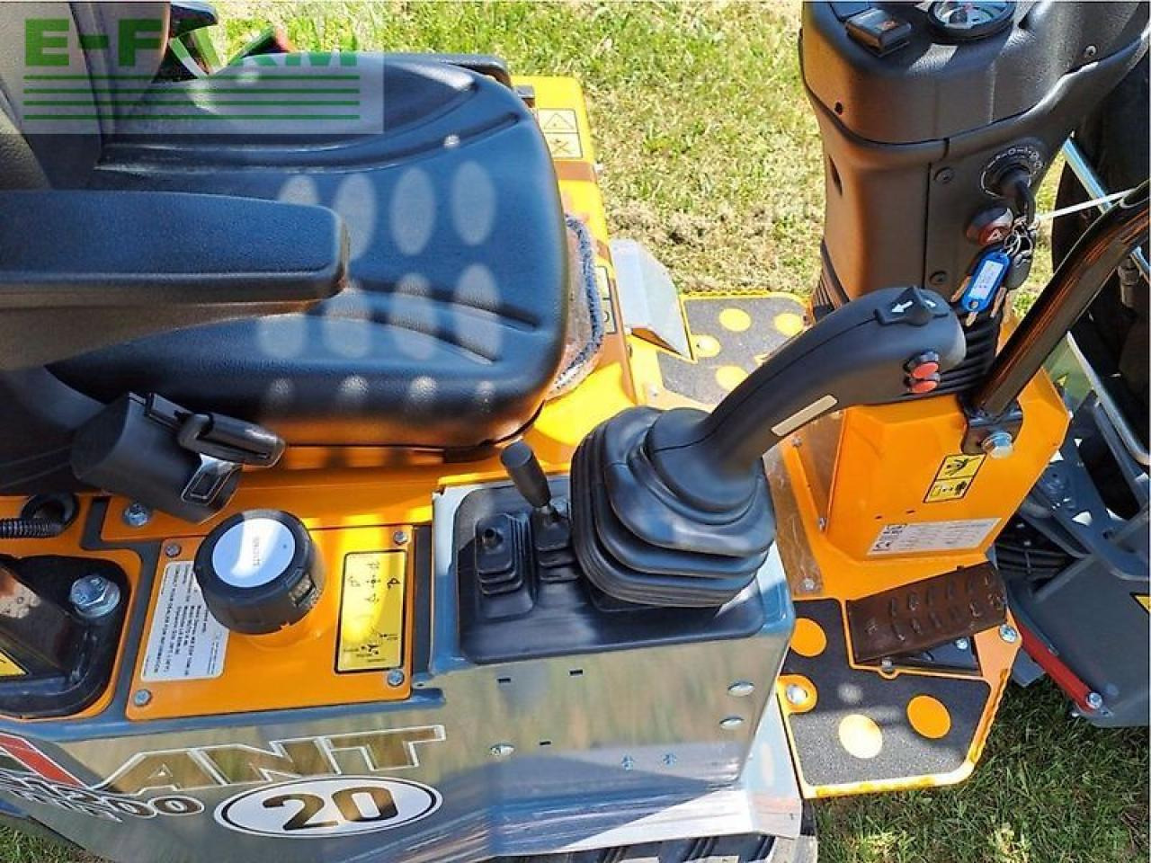 Giant g1200 tele teleskoplader 750kg hubkraft *sofort verfügbar* - Τηλεσκοπικός φορτωτής: φωτογραφία 5 Giant g1200 tele teleskoplader 750kg hubkraft *sofort verfügbar* - Τηλεσκοπικός φορτωτής: φωτογραφία 5