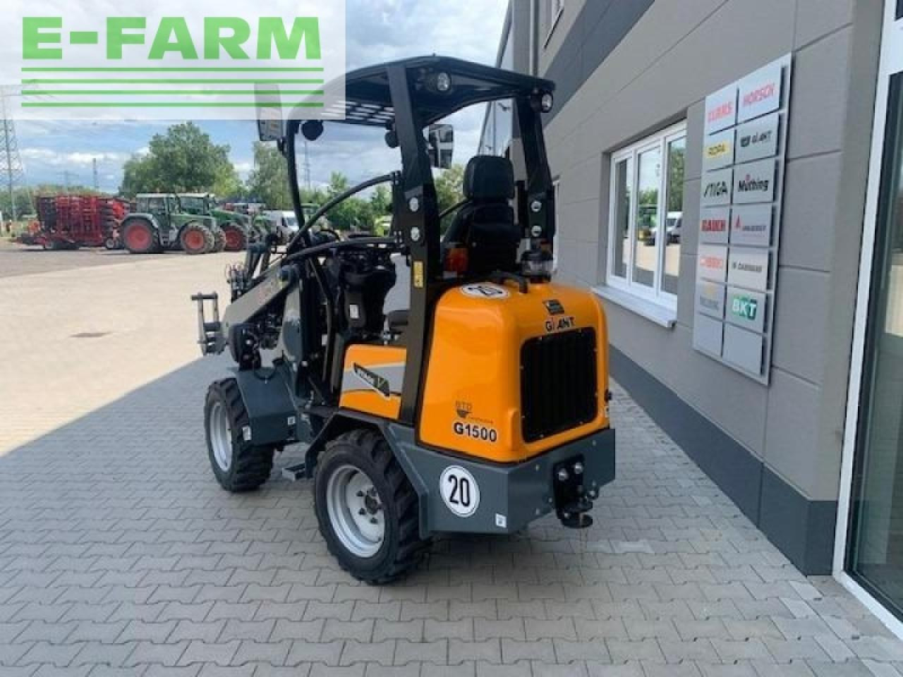 Giant g1500 - Σπαστός φορτωτής: φωτογραφία 3 Giant g1500 - Σπαστός φορτωτής: φωτογραφία 3