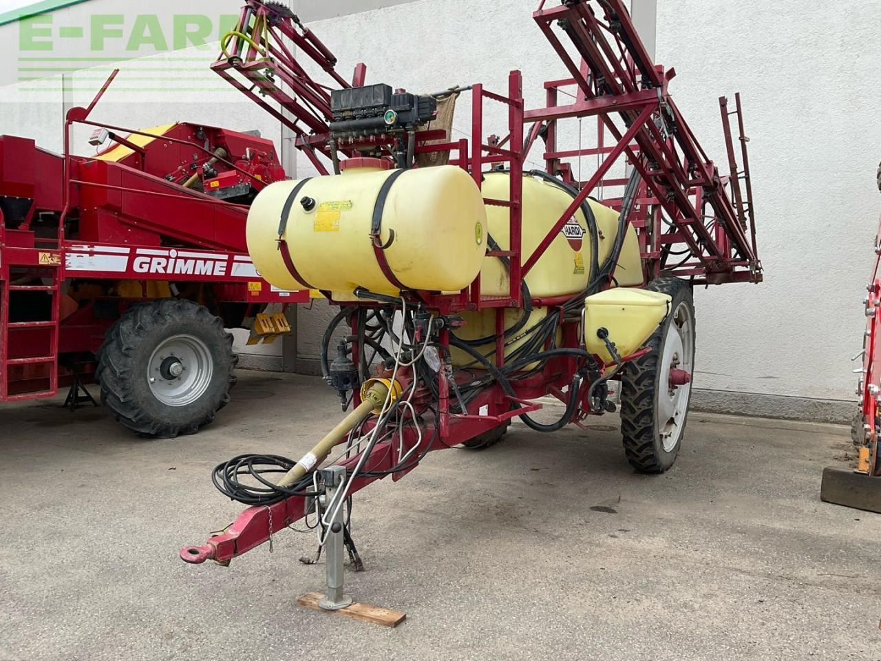 Hardi Commander - Συρόμενο ψεκαστικό: φωτογραφία 1 Hardi Commander - Συρόμενο ψεκαστικό: φωτογραφία 1