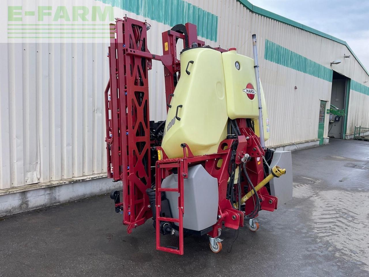 Hardi MEGA 1200 - Συρόμενο ψεκαστικό: φωτογραφία 4 Hardi MEGA 1200 - Συρόμενο ψεκαστικό: φωτογραφία 4