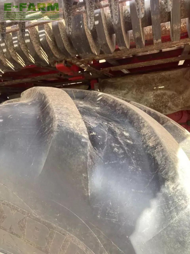 Holmer t4-30 - Θεριζοαλωνιστική μηχανή τεύτλων: φωτογραφία 5 Holmer t4-30 - Θεριζοαλωνιστική μηχανή τεύτλων: φωτογραφία 5