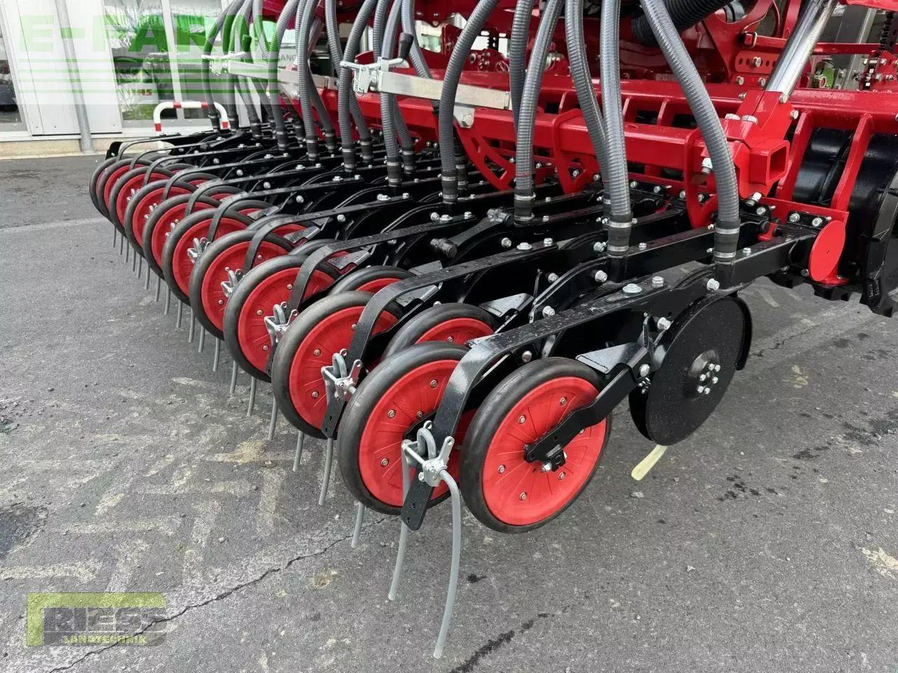 Horsch express 3 kr - Σπαρτική με σβάρνα: φωτογραφία 5 Horsch express 3 kr - Σπαρτική με σβάρνα: φωτογραφία 5