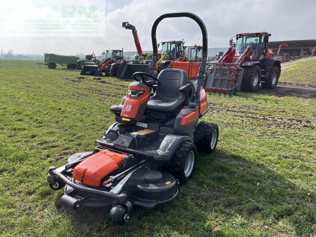 Husqvarna p 524xr efi mit funksteuerung inkl. mähdeck - Τρακτέρ: φωτογραφία 2 Husqvarna p 524xr efi mit funksteuerung inkl. mähdeck - Τρακτέρ: φωτογραφία 2