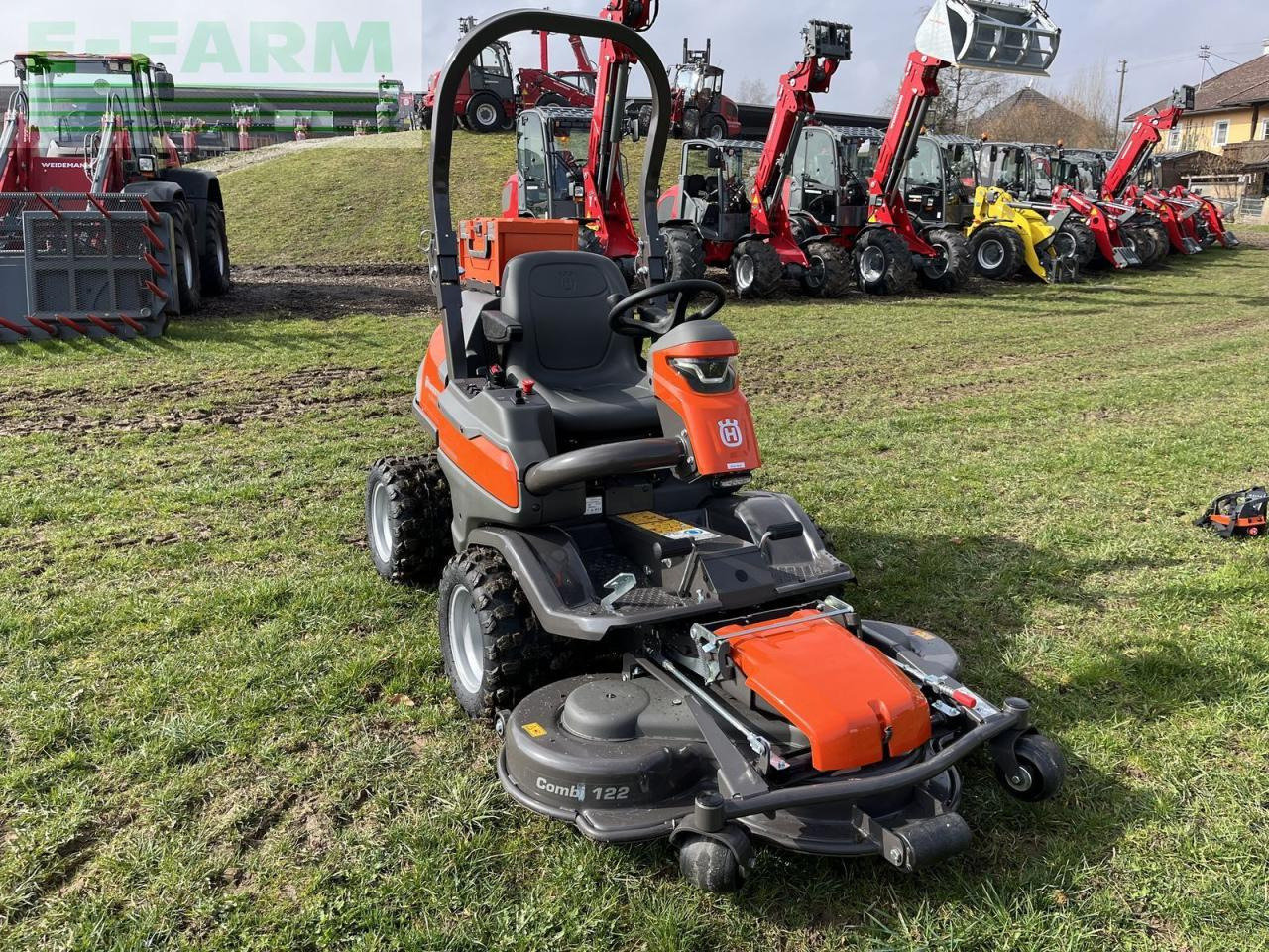 Husqvarna p 524xr efi mit funksteuerung inkl. mähdeck - Τρακτέρ: φωτογραφία 5 Husqvarna p 524xr efi mit funksteuerung inkl. mähdeck - Τρακτέρ: φωτογραφία 5