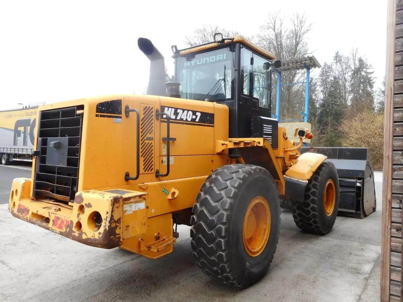 Hyundai hl740-7 mit hochkippschaufel u. volvo sw - Μίνι εκσκαφέας: φωτογραφία 4 Hyundai hl740-7 mit hochkippschaufel u. volvo sw - Μίνι εκσκαφέας: φωτογραφία 4